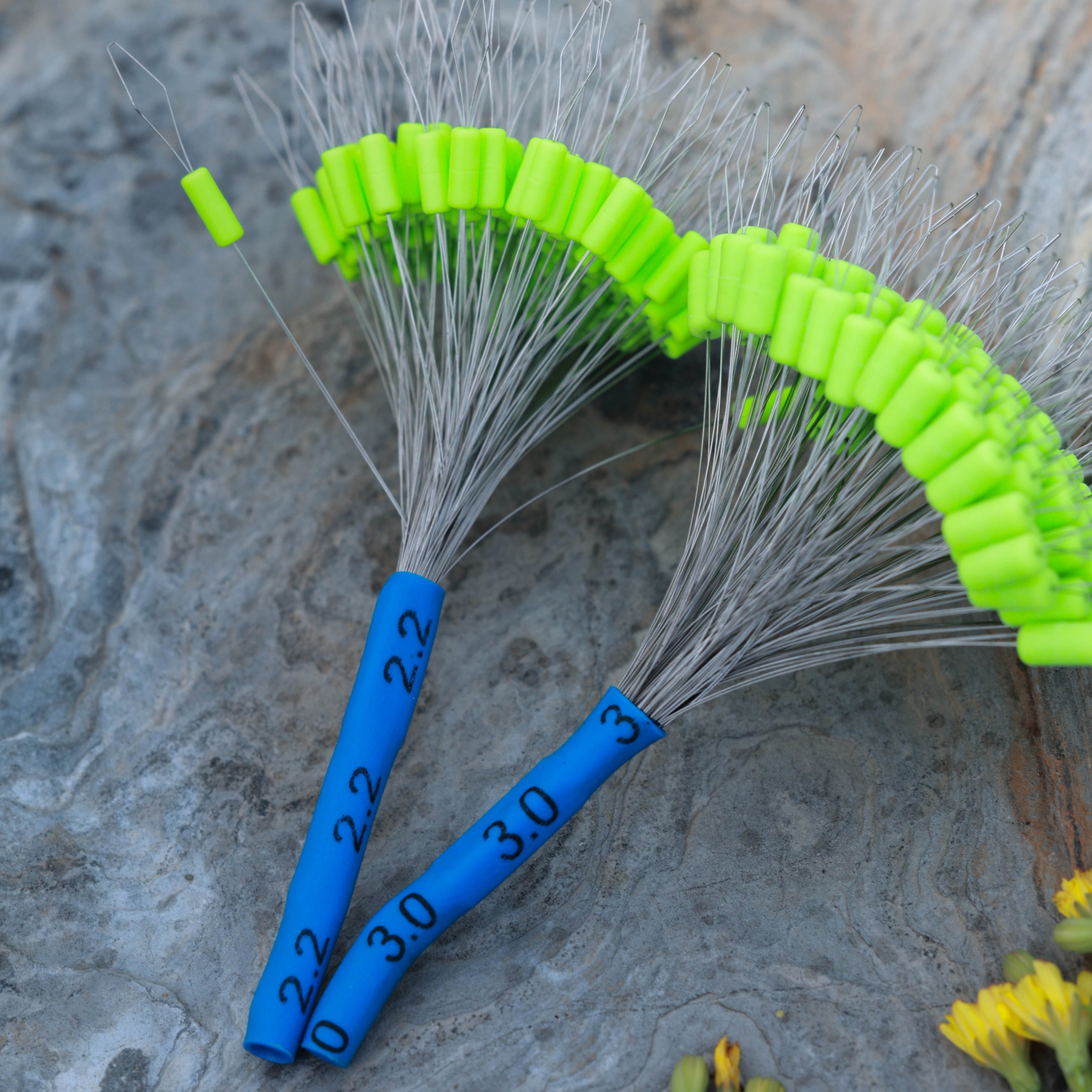 Rubber Stops and Anti-Tangle Beads